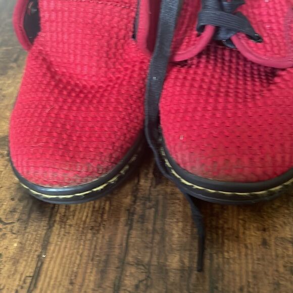 Rare Dr. Martens Womens Shoreditch Waffle Cotton Dark
Red Boot size 8 - Picture 3 of 8